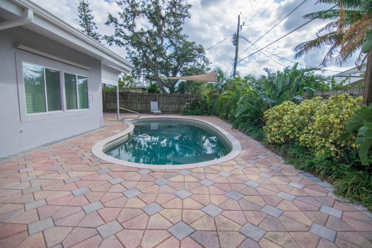 Chic Private Pool Home Minutes To Bonita Beaches ボニータ・スプリングス エクステリア 写真